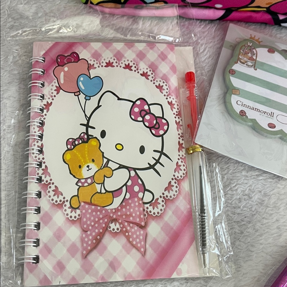 Hello Kitty Pink and White Kids lunch Bag Stationary Set nwt - Picture 3 of 11